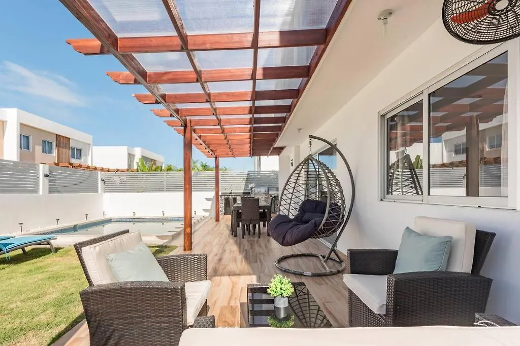 Eco-Friendly Tropical Villa 3Br 2B With Private Pool & Grill Punta Cana