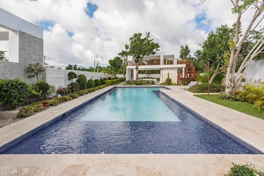 Eco-Friendly Tropical Villa 3Br 2B With Private Pool & Grill Punta Cana