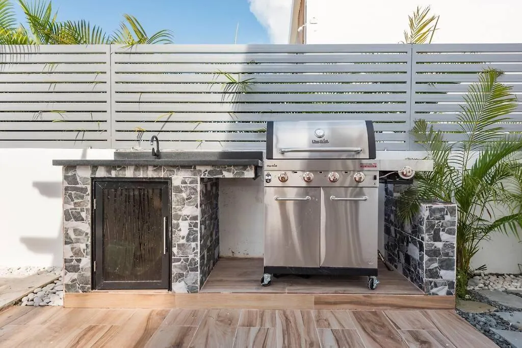 Eco-Friendly Tropical Villa 3Br 2B With Private Pool & Grill Punta Cana