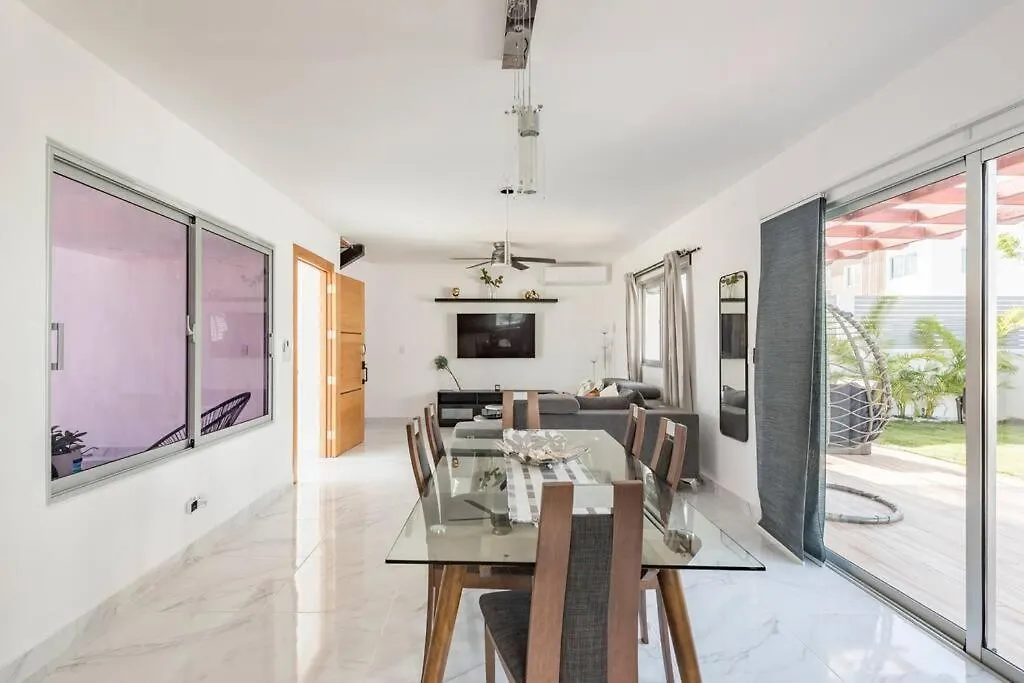 Eco-Friendly Tropical Villa 3Br 2B With Private Pool & Grill Punta Cana